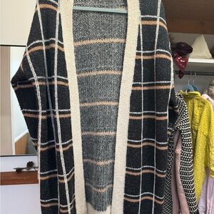 Women's Black and Cream Plaid Sweater
